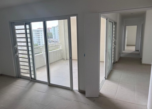 Z'ABRICOTS BAY MARS 2026